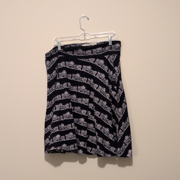 Womens Size 1X Effie's Heart Navy Cityscape Print A-Line Skirt - Picture 2 of 8